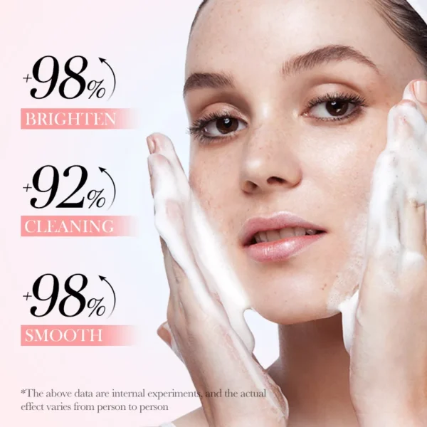 Q10 Vitamin C Foaming Cleanser - Image 3